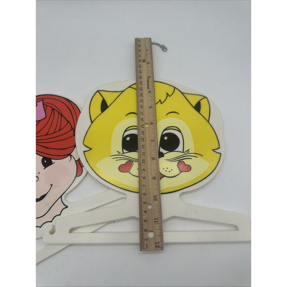2 Vintage RARE- 1971 Kids Stuff Creations Hangers. - Picture 2 of 5